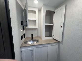 2026 VENTURE RV SPORTTREK STINGER 192VRB - Image 20