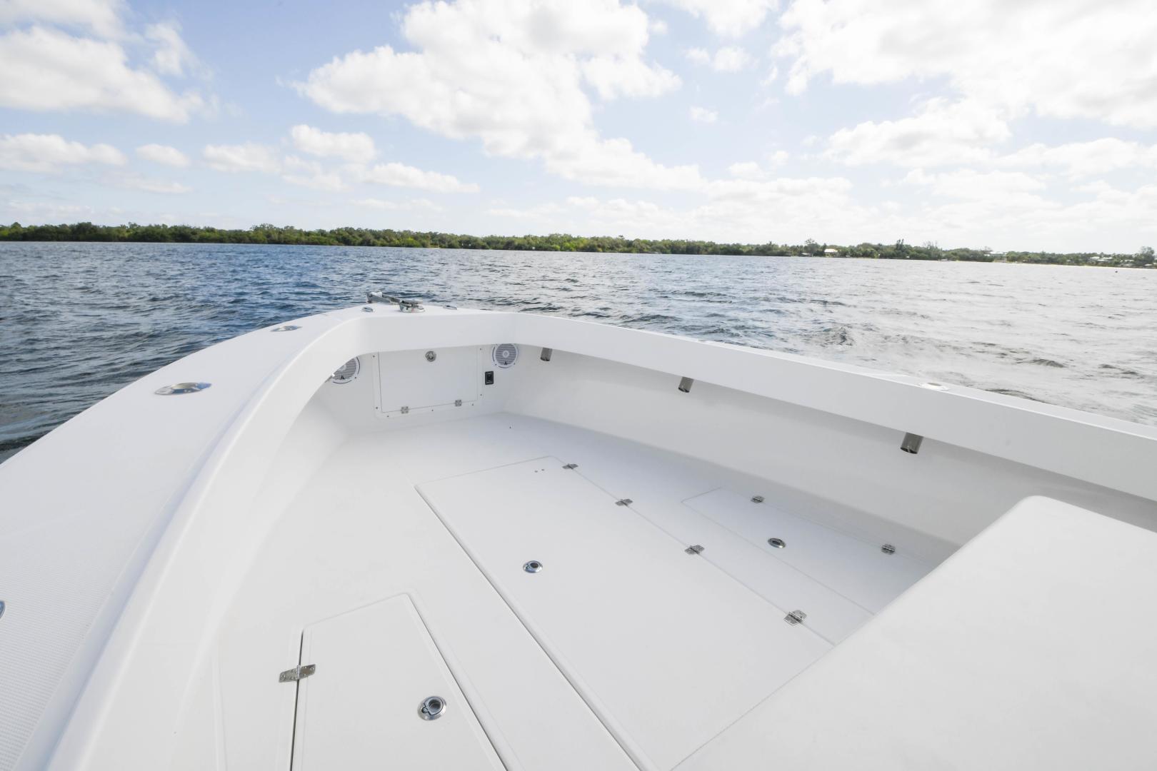 2019 Ocean Master 336 Center Console - Image 14