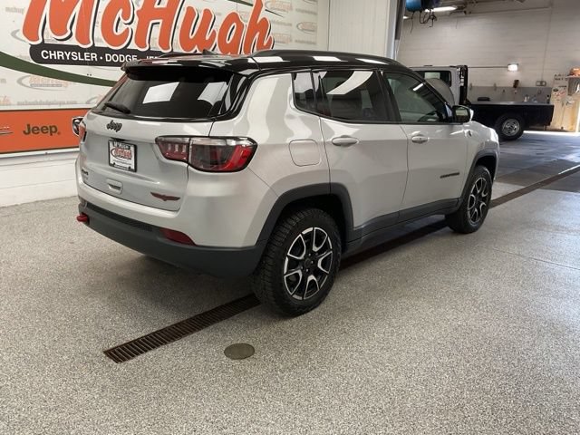 2025 Jeep Compass Trailhawk 4x4 - Image 5