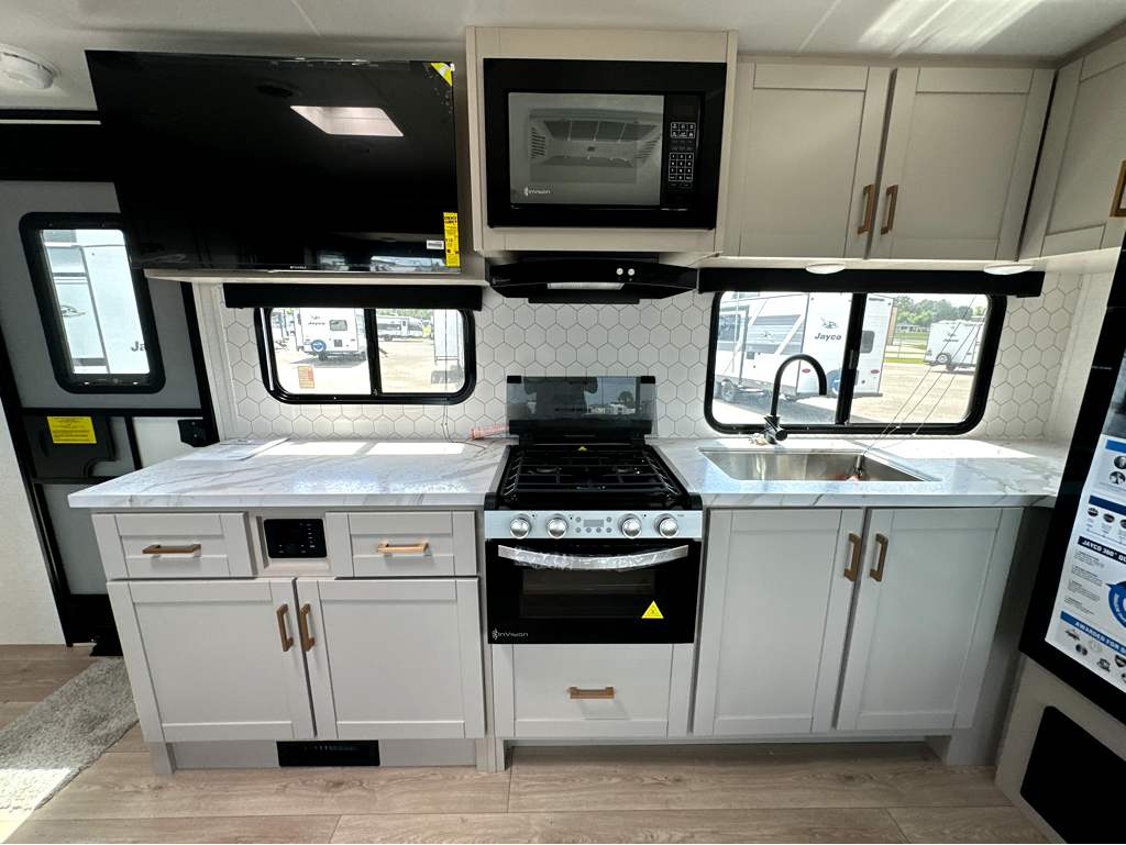 2027 JAYCO JAY FEATHER 29QBH - Image 13