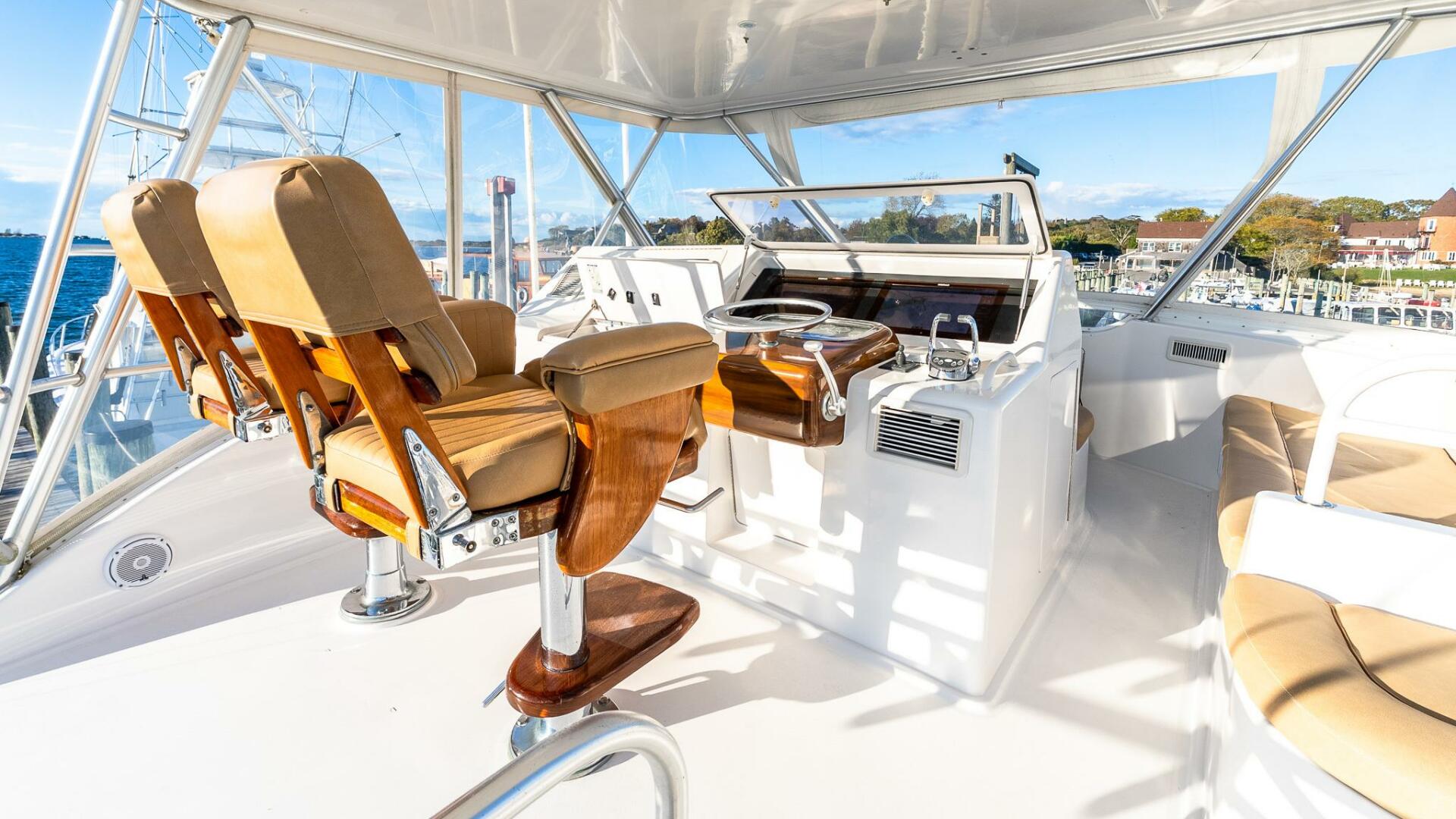 2002 VIKING 52 Convertible Base - Image 10