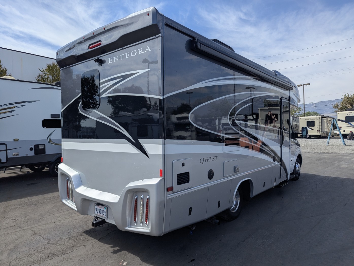 2024 Entegra Coach Qwest 24R - Image 9