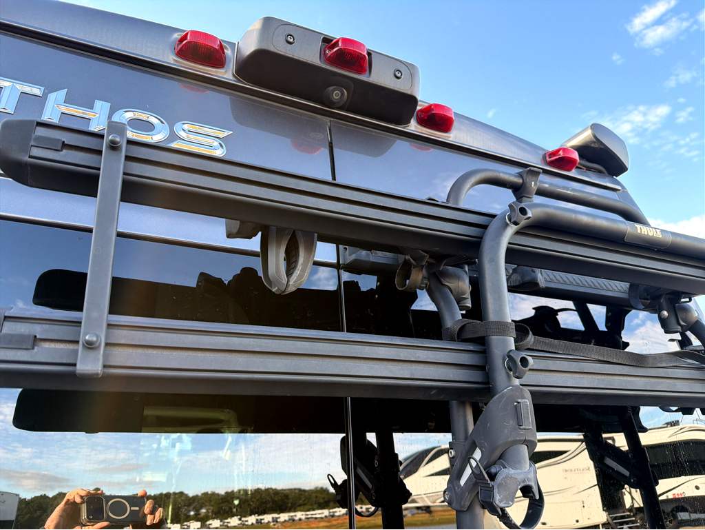 2022 ENTEGRA COACH ETHOS 20T - Image 8