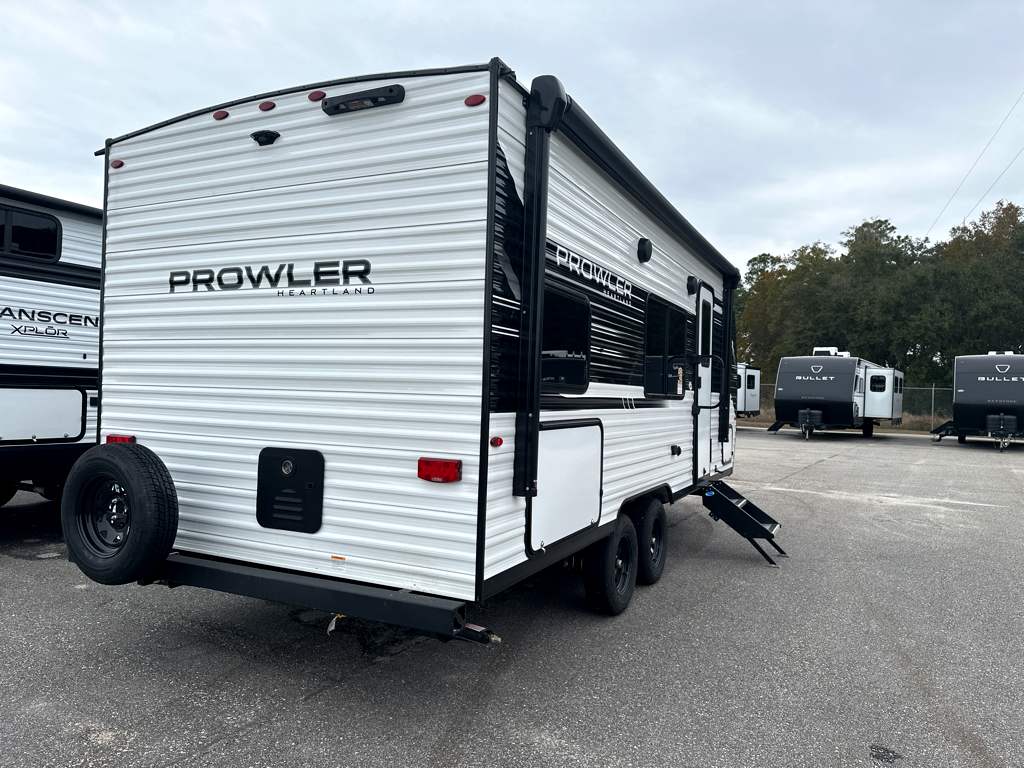 2026 HEARTLAND PROWLER 2000MB - Image 6