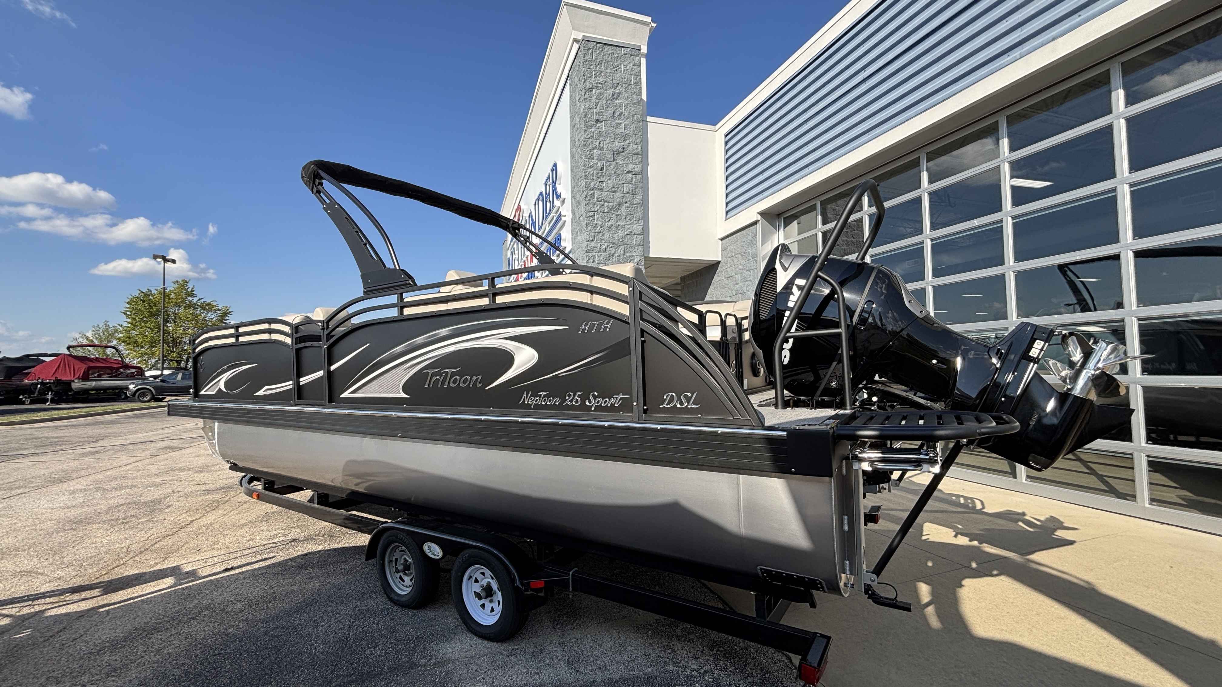 2026 JC Pontoon NepToon 25TT Sport DSL - Image 2