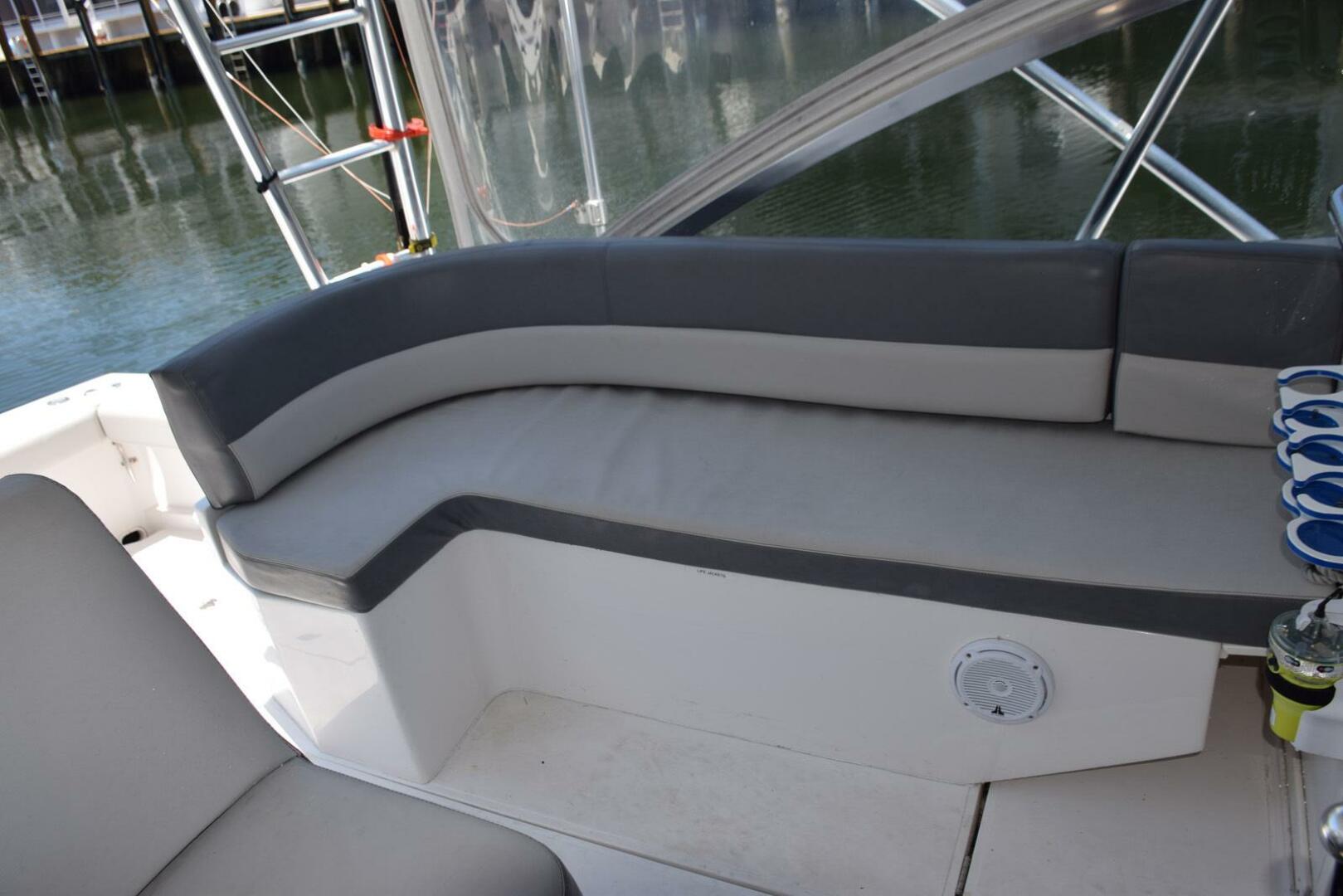 1995 Blackfin Combi 33 - Image 7