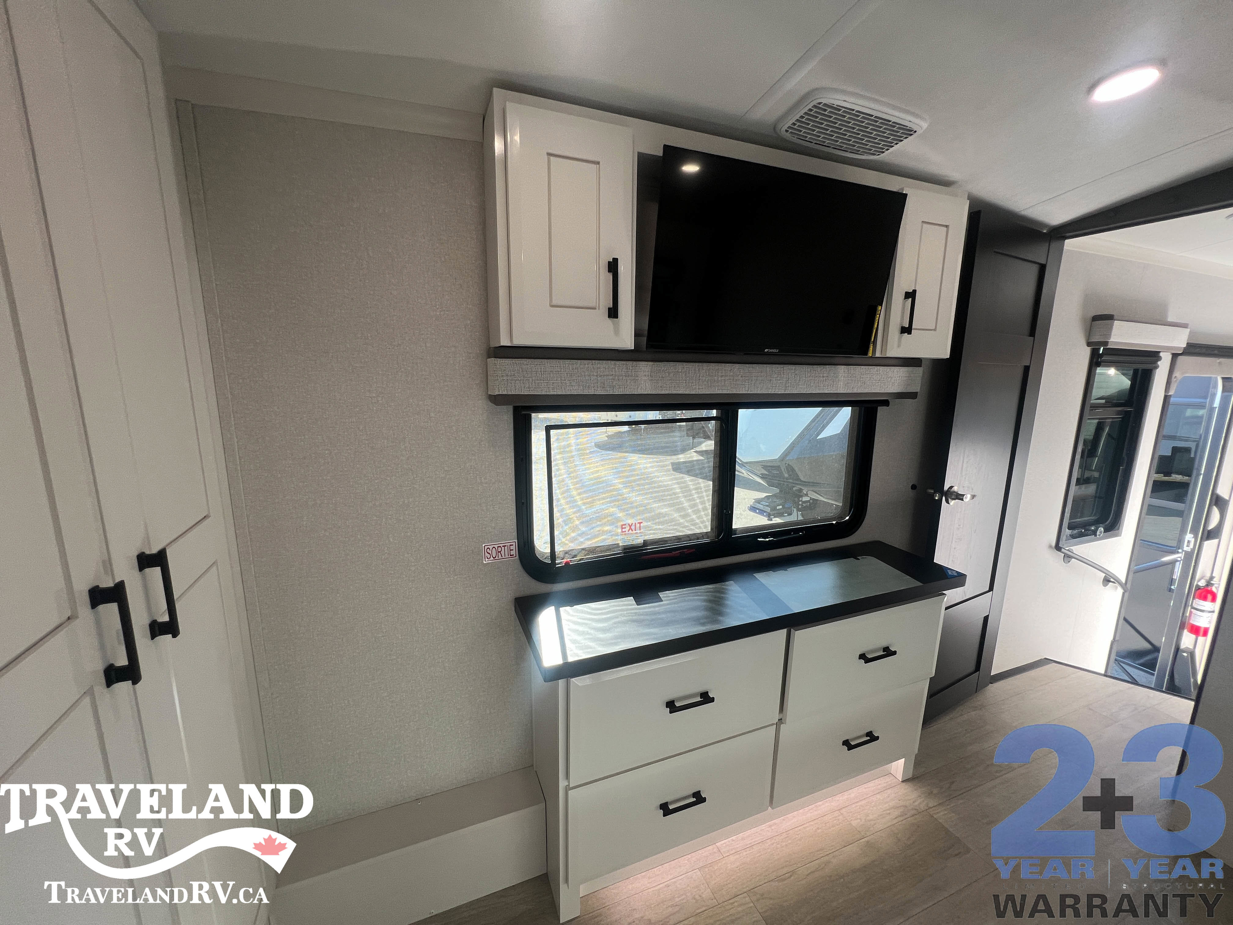 2026 Jayco Pinnacle 32RLTS - Image 32