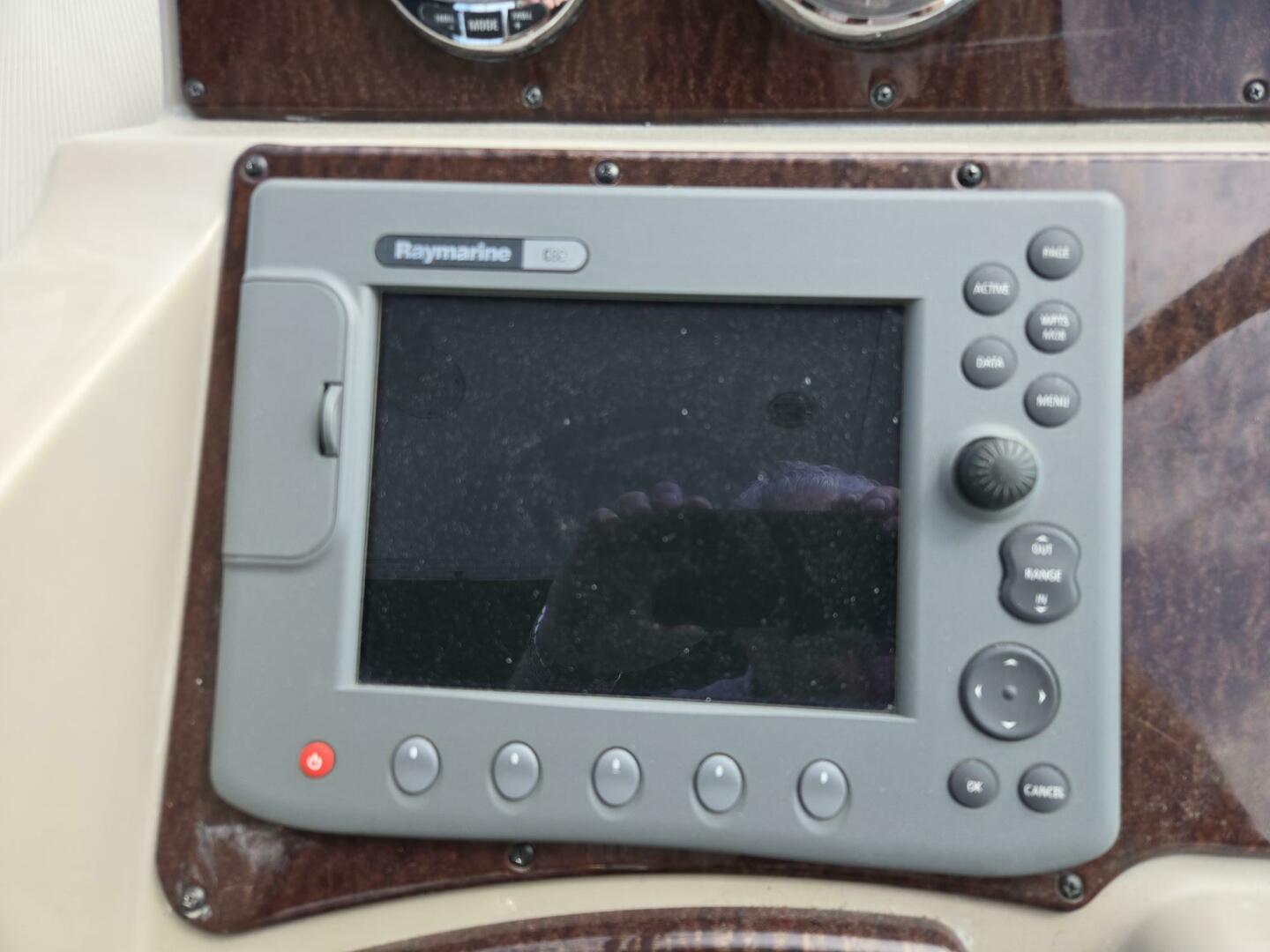2007 Sea Ray 310 Sundancer - Image 20