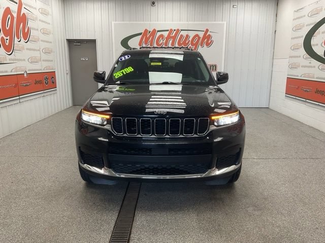 2022 Jeep Grand Cherokee L Utility 4D Laredo 4WD - Image 2