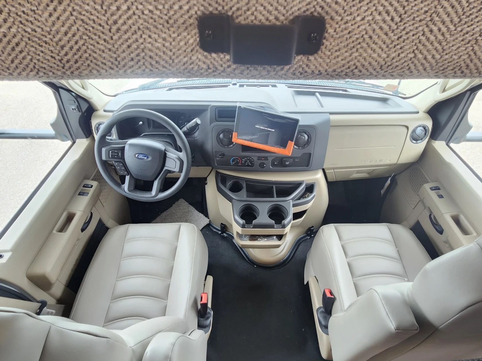 2027 ENTEGRA COACH ODYSSEY 24B - Image 16