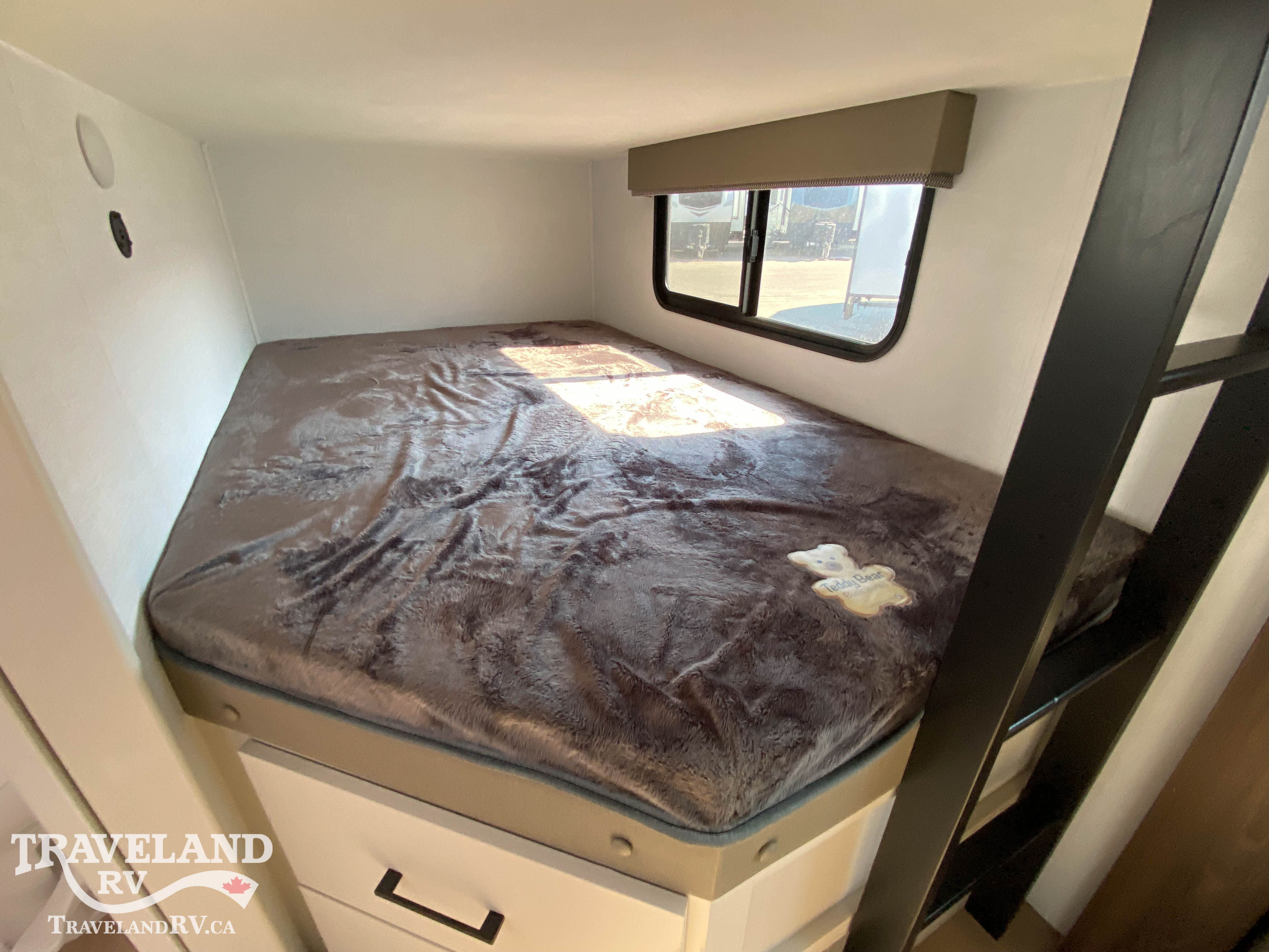 2027 Alliance RV DELTA ULTRA LITE BH255 - Image 14