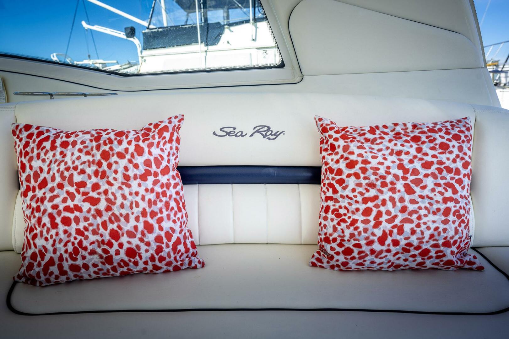 2005 Sea Ray 500 Sundancer - Image 19