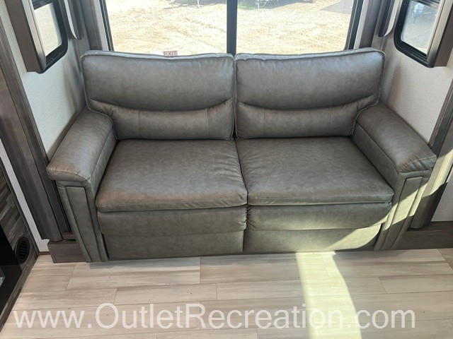 2022 GRAND DESIGN SOLITUDE 346FLS - Image 14