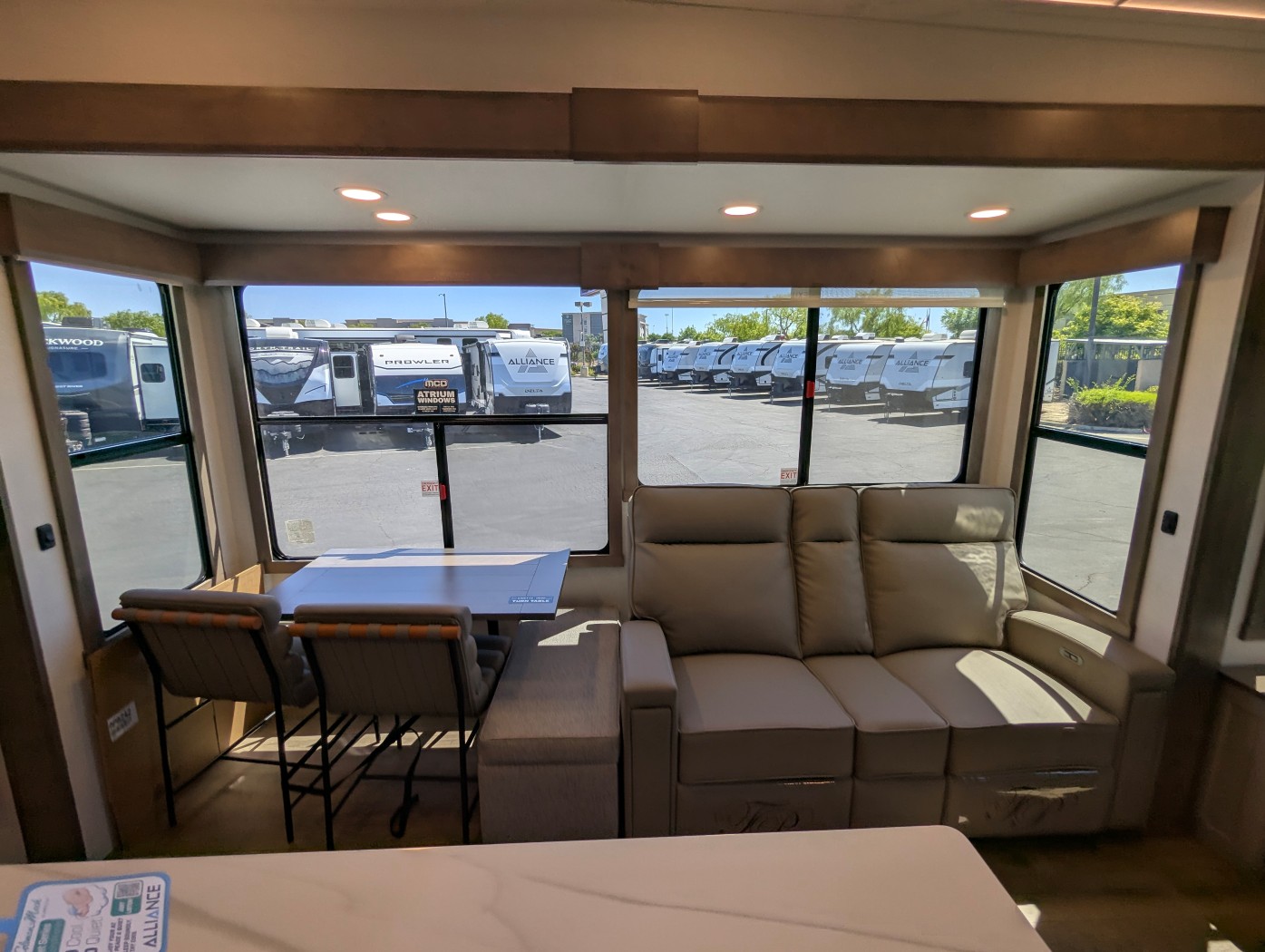 2026 Alliance RV Paradigm 340RL - Image 14