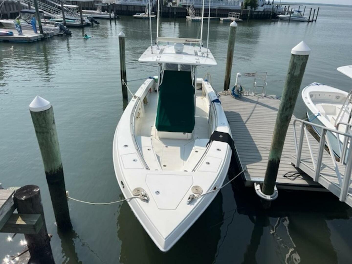 2008 Spectre 34 Center Console - Image 3