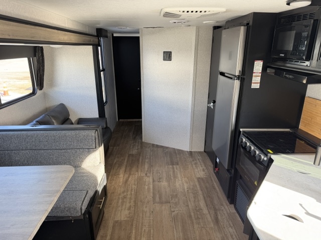 2022 CHEROKEE GREY WOLF 29TE - Image 9