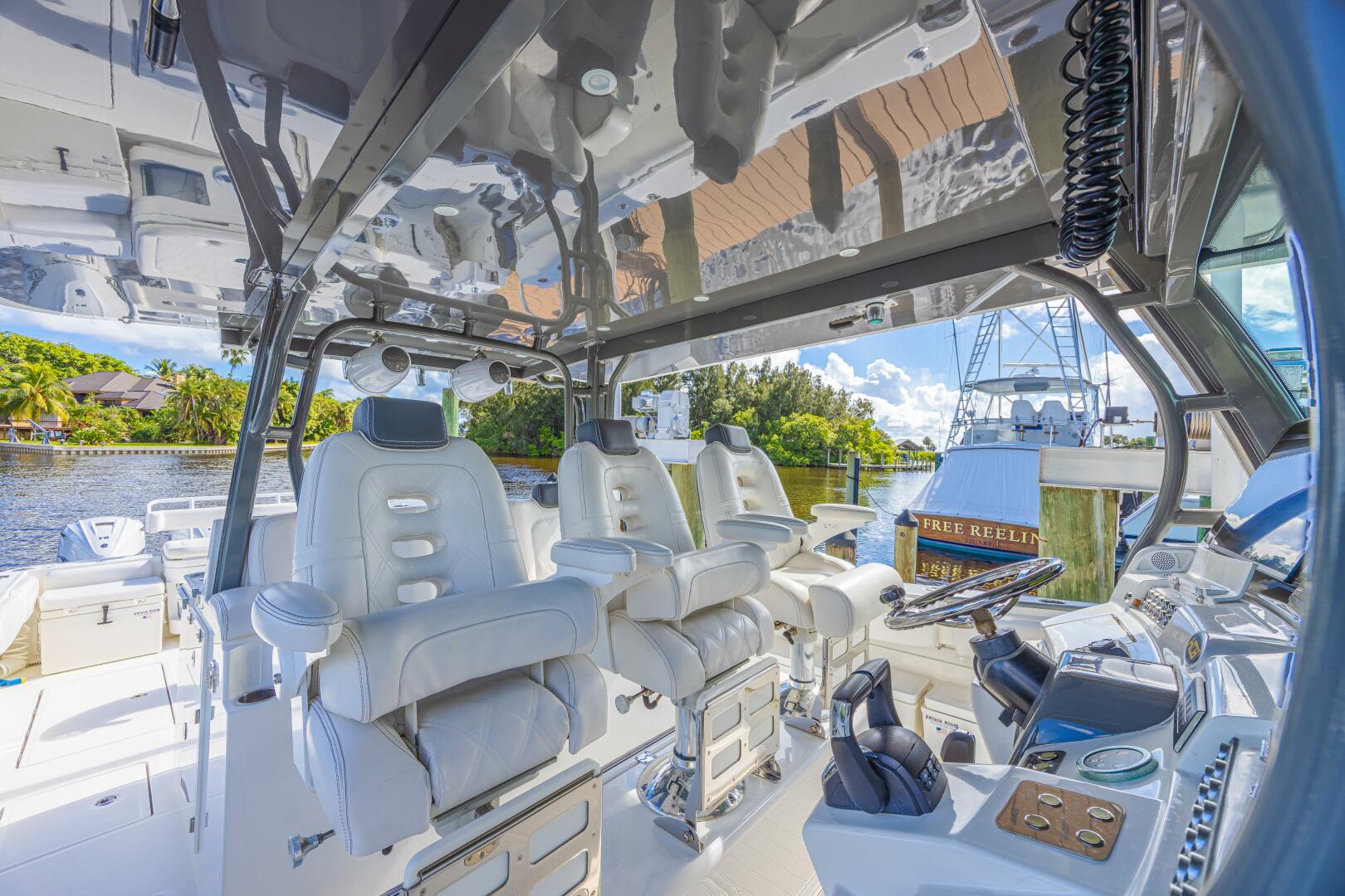 2019 HCB 53 Suenos - Image 19