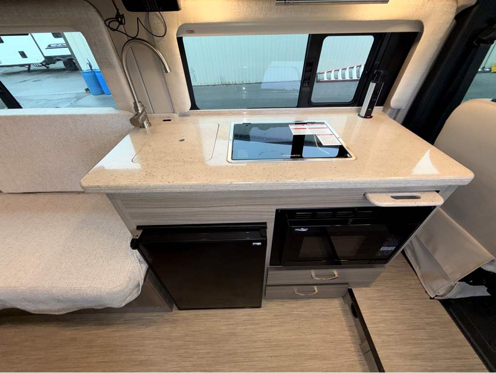 2025 ENTEGRA COACH ETHOS 20T - Image 22