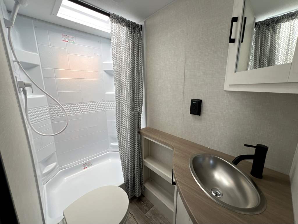 2026 VENTURE RV SIENNA 271VBH - Image 17