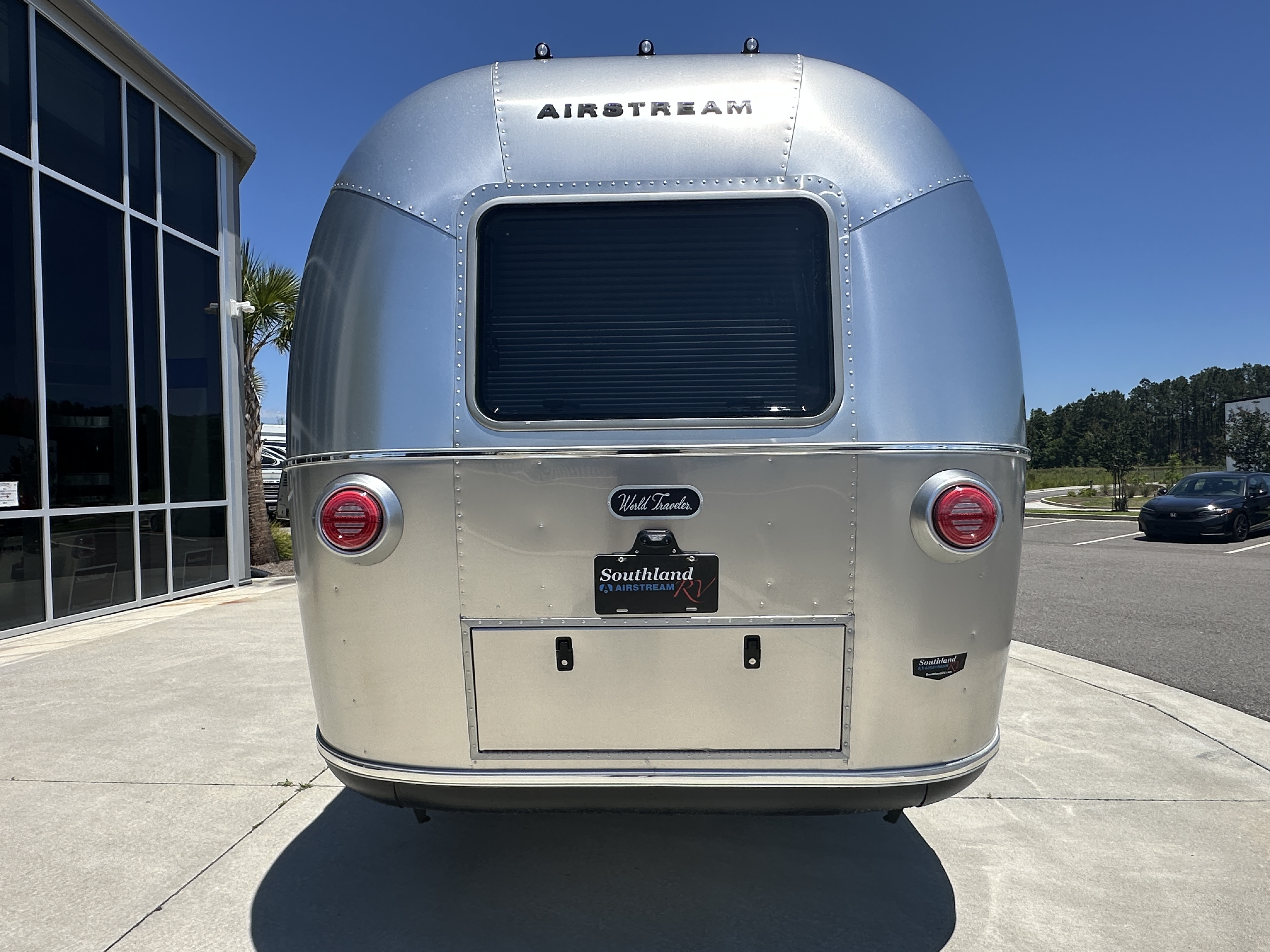2026 Airstream World Traveler 22RB - Image 5