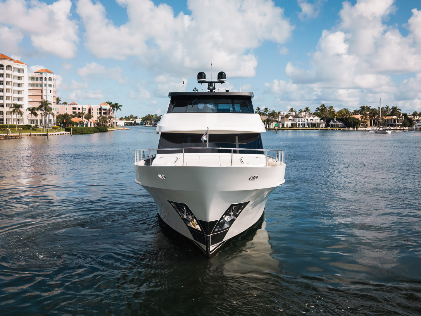 2022 Ocean Alexander 32L - Image 4