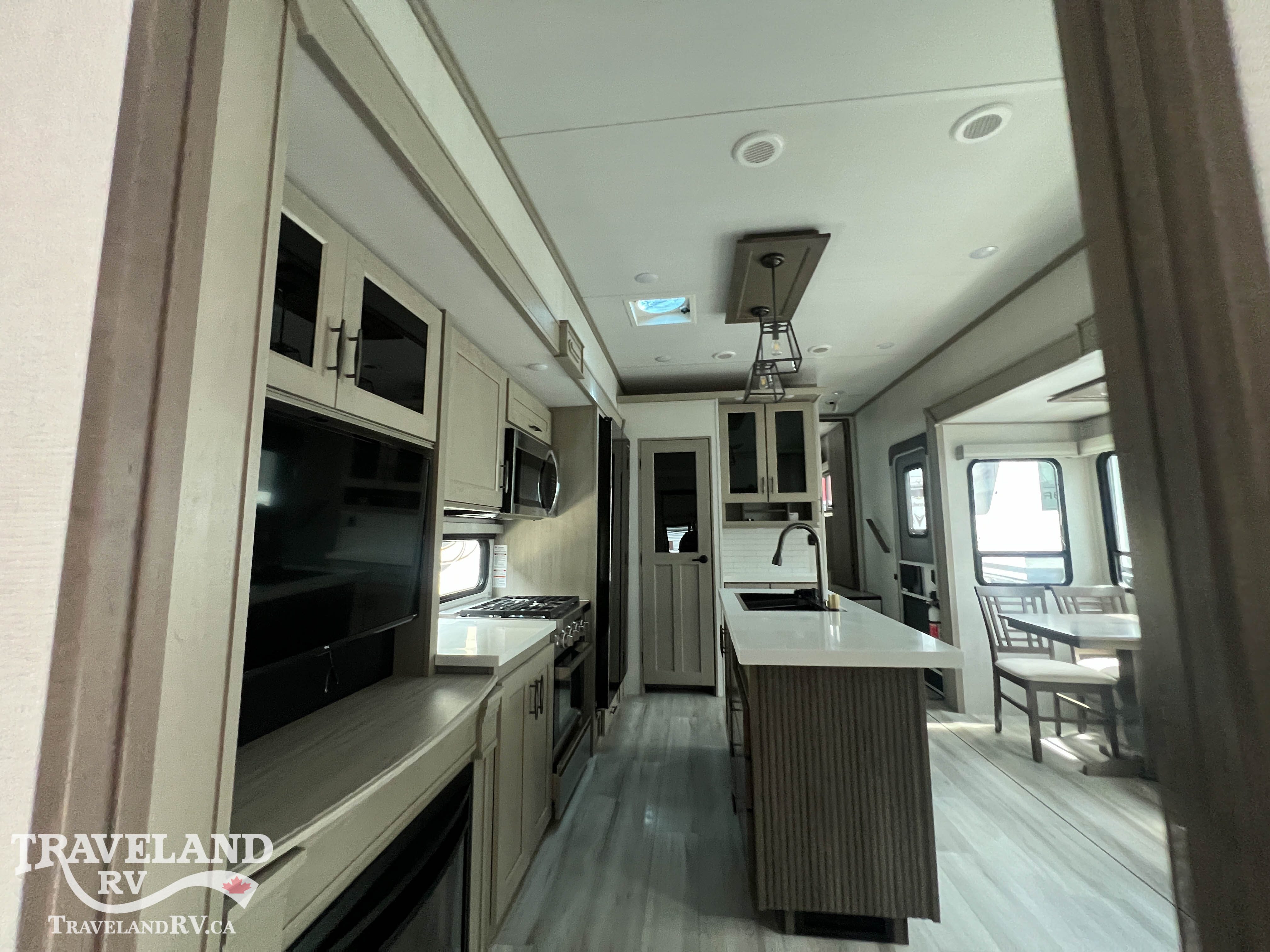 2024 Grand Design Influence 3704BH - Image 18