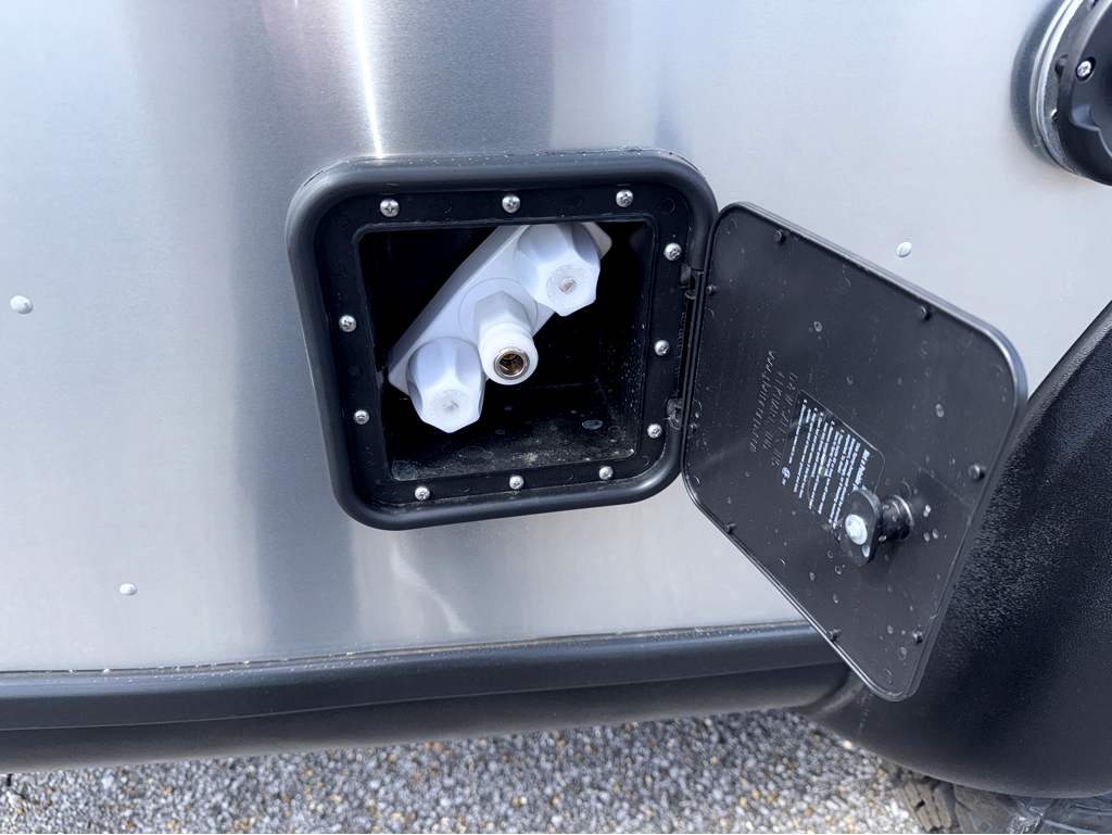 2026 AIRSTREAM Basecamp 20XE - Image 10