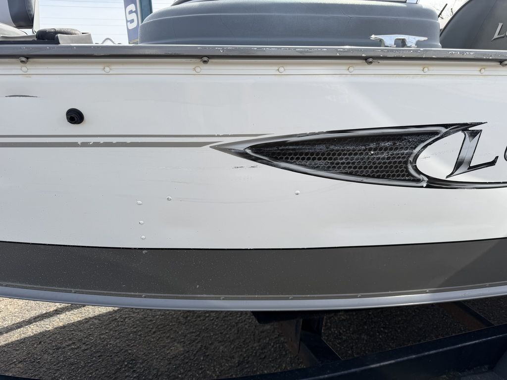 2013 Lund Impact 1775 - Image 12