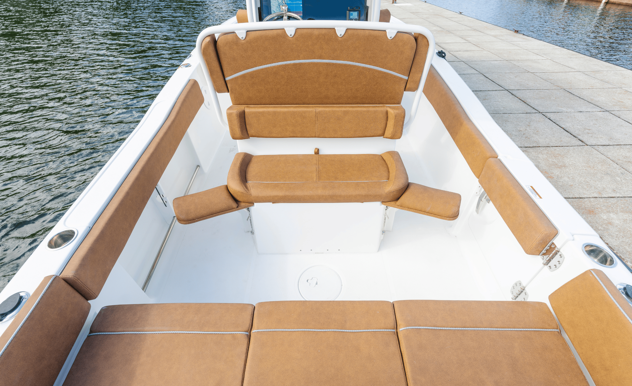 2027 SEA HUNT ULTRA 235SE - Image 14