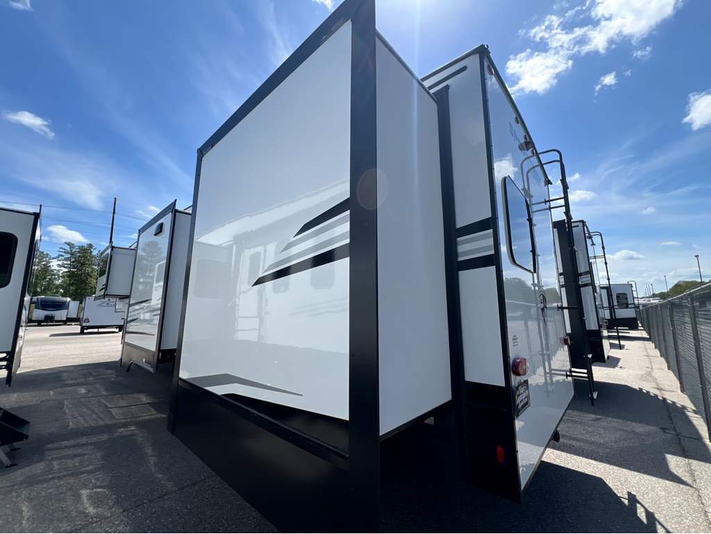 2026 VENTURE RV SPORTTREK 354VBH - Image 3