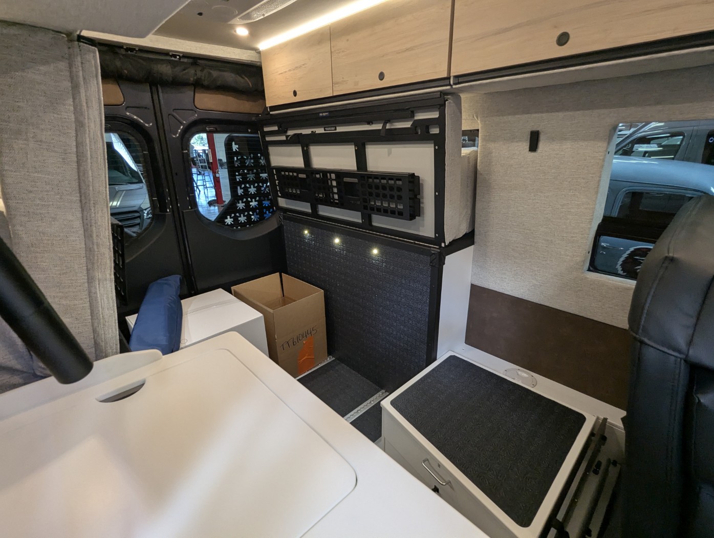 2027 Storyteller Overland Dark Mode OG - Image 15