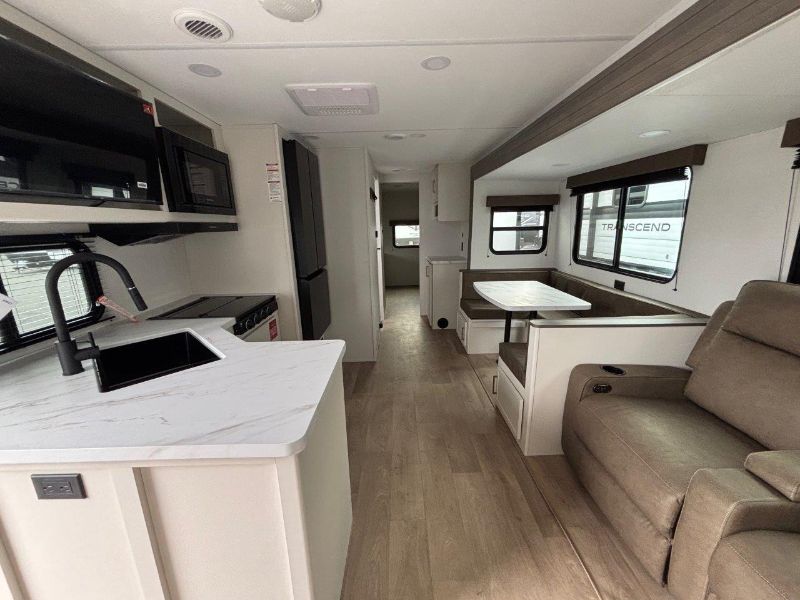 2026 Grand Design Transcend 325BHT - Image 5