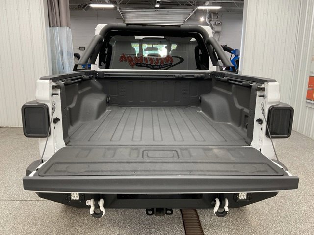 2025 Jeep Gladiator Sport S 4x4 - Image 7