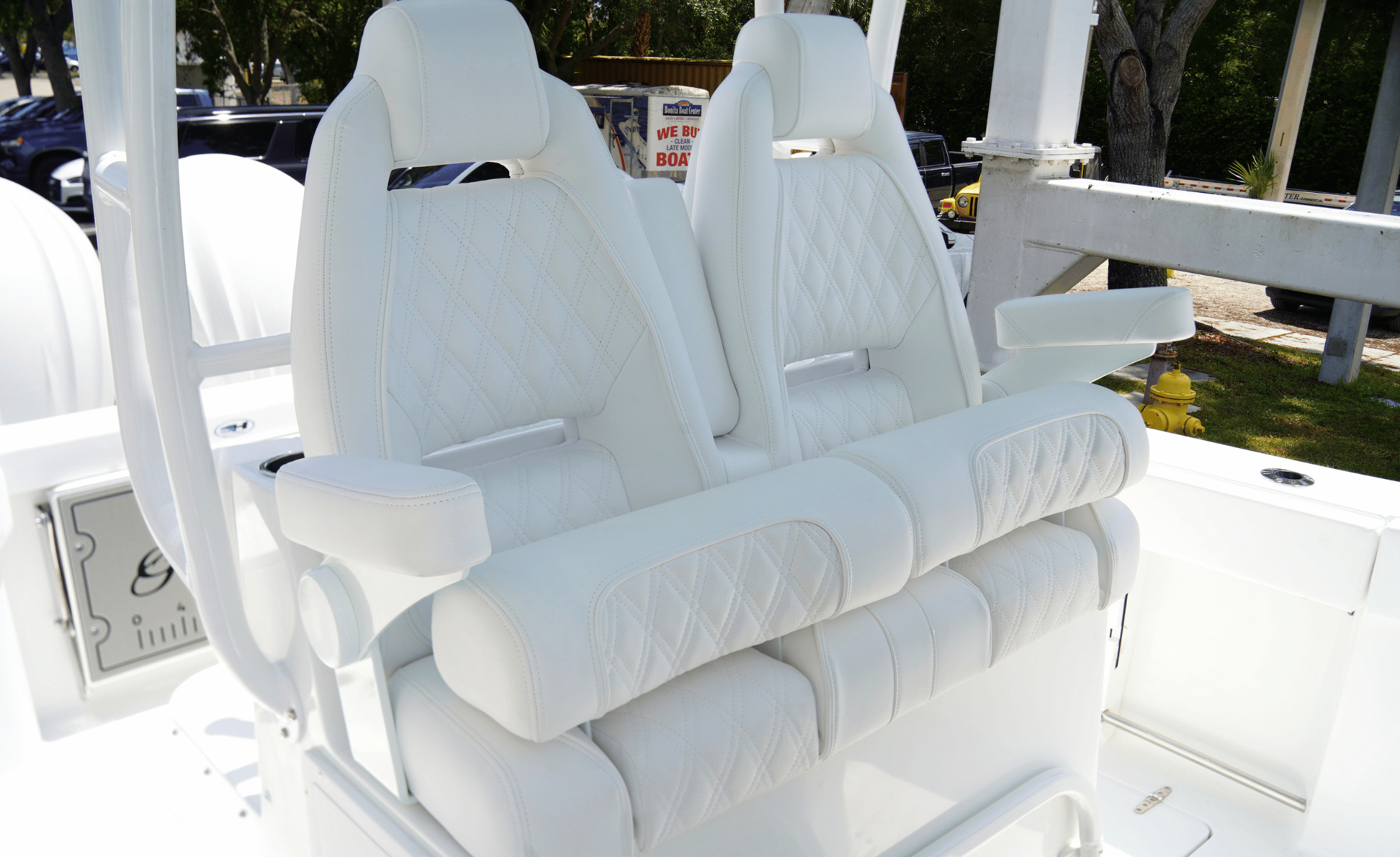 2027 SEA HUNT GAMEFISH 28CB - Image 36
