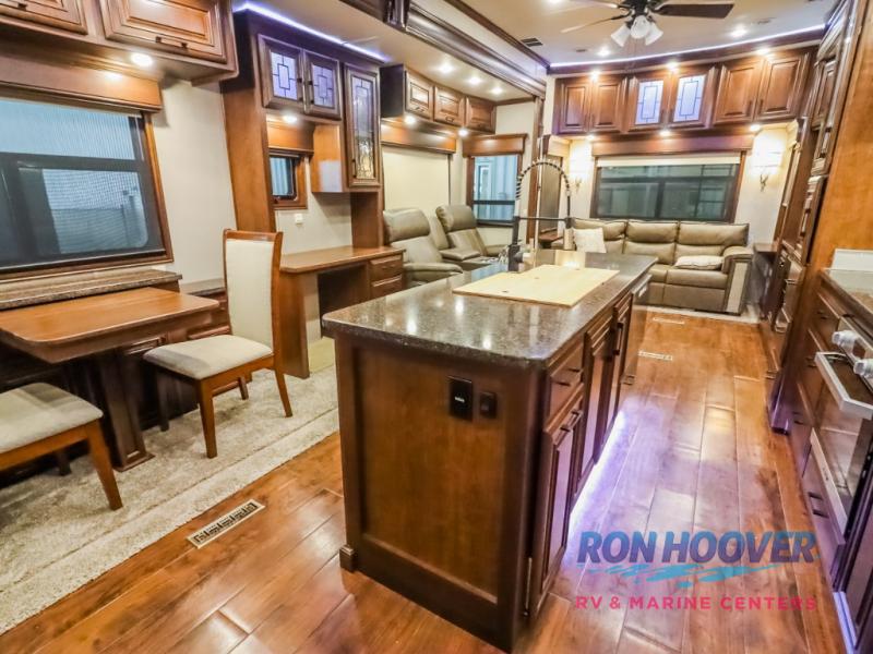 2020 DRV 44 HOUSTON - Image 4