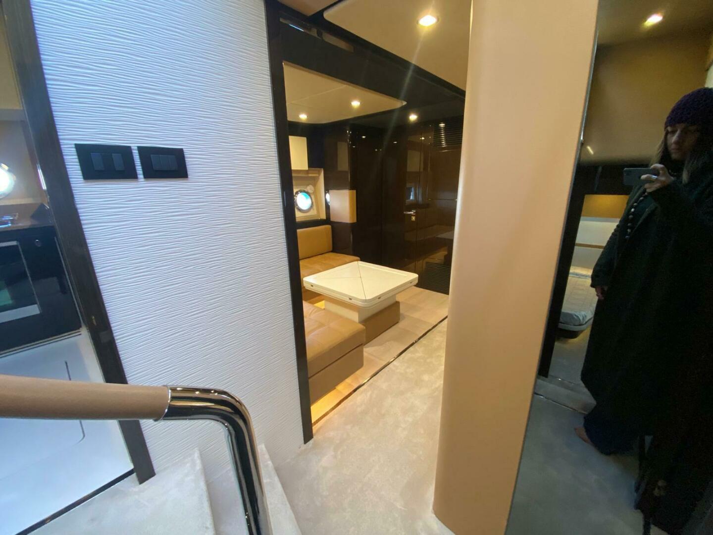 2016 Azimut 77S - Image 59