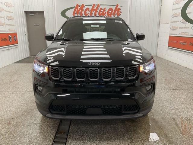 2026 Jeep Compass Latitude Altitude 4x4 - Image 2