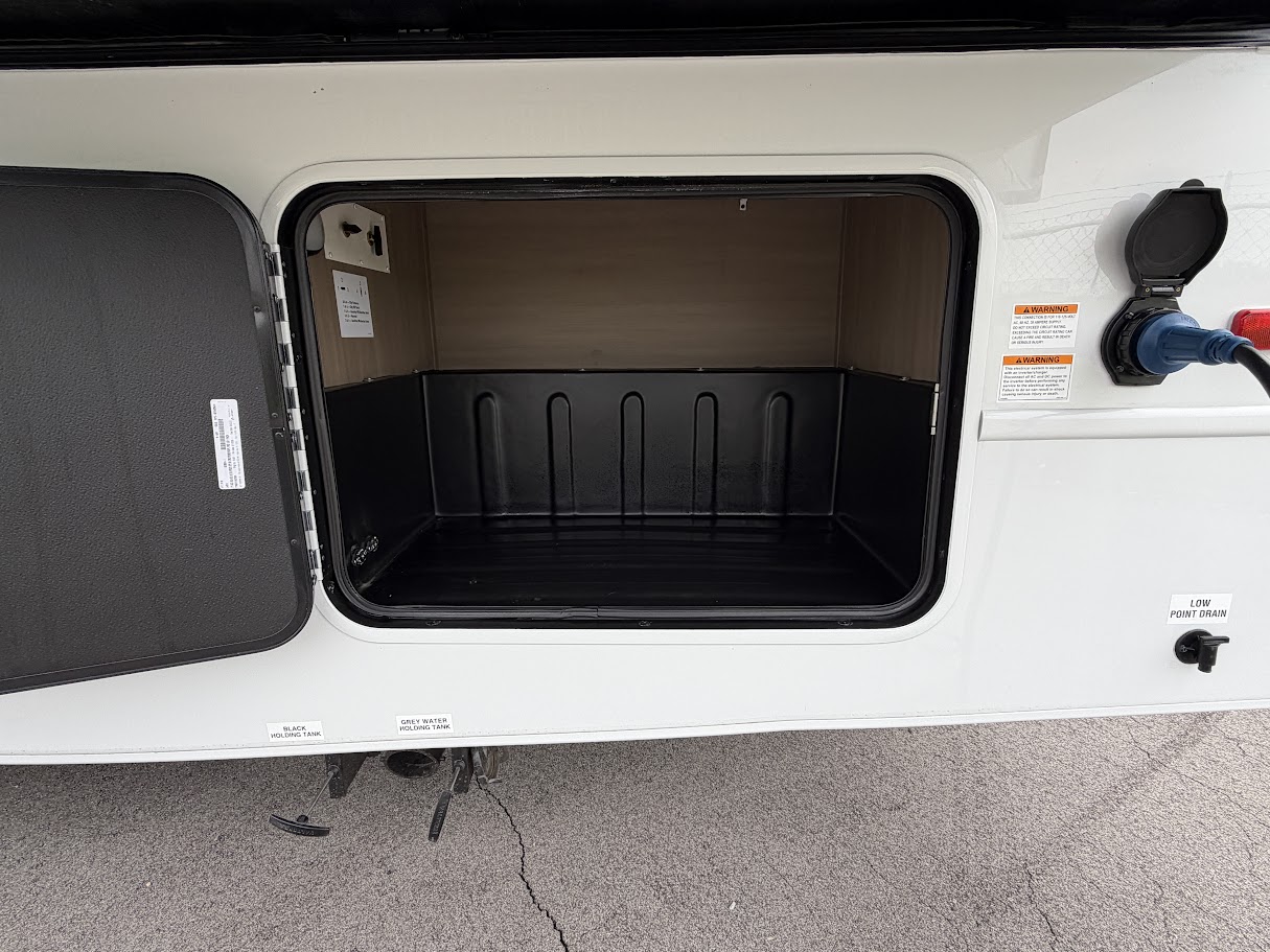 2027 JAYCO GREYHAWK 29MV - Image 5