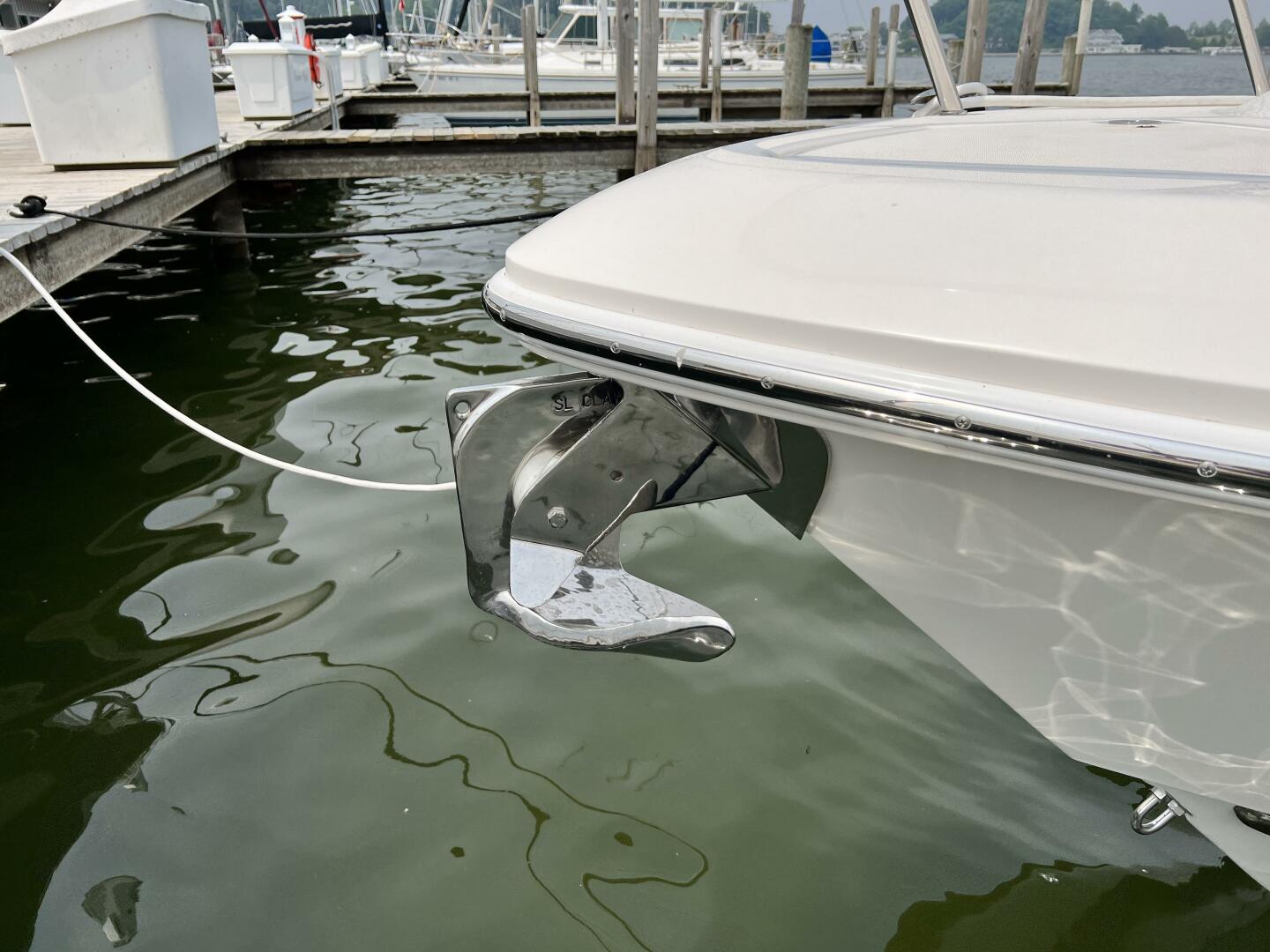 2012 Everglades 350 LX - Image 73