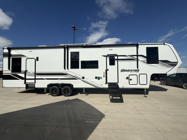 2027 MOMENTUM 363G - Image 1