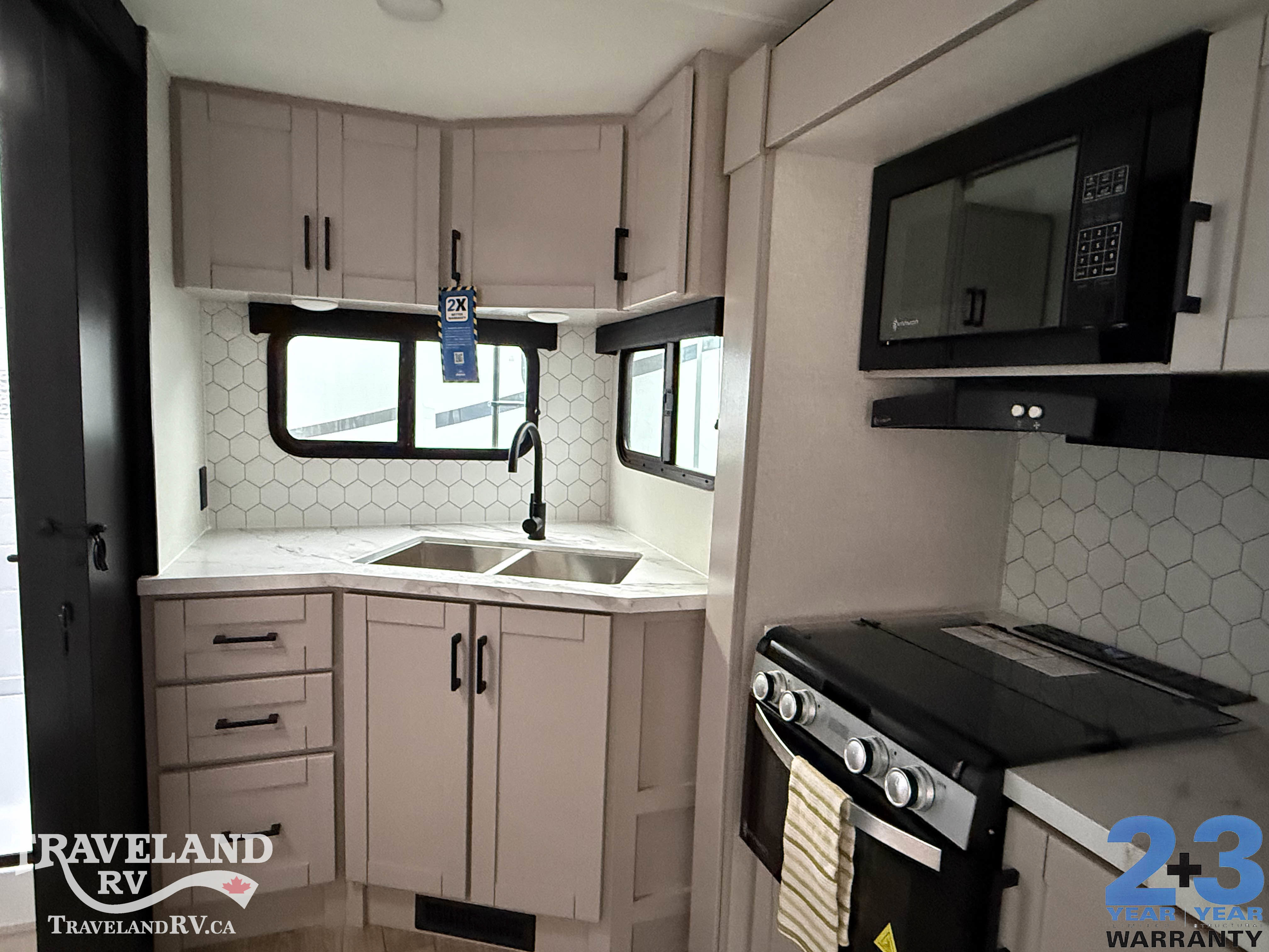 2026 Jayco Jay Feather 21MML - Image 8
