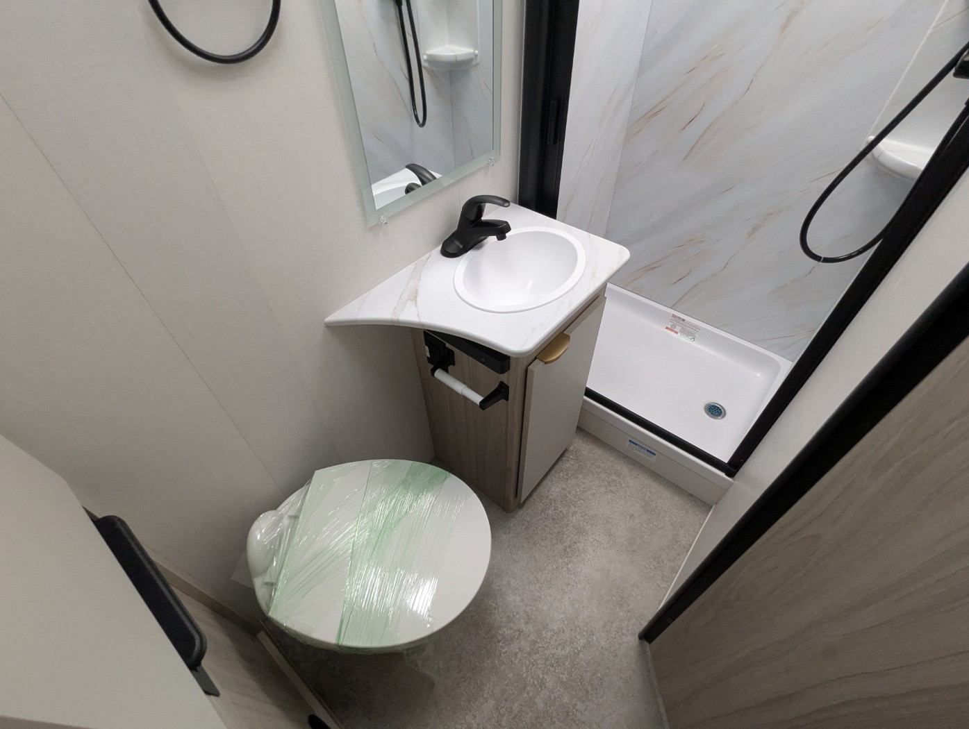 2027 Coachmen Cross Trail 26XG - Image 24