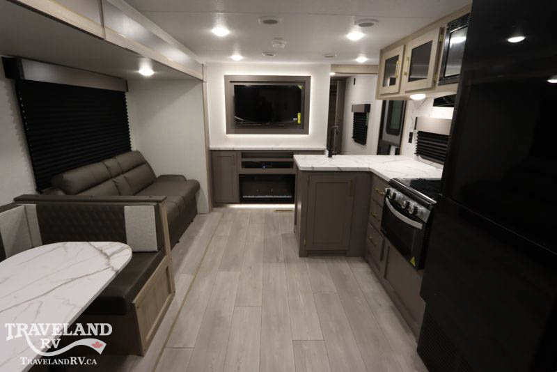 2025 KZ RV Sportsmen SE 332BHKSE - Image 4