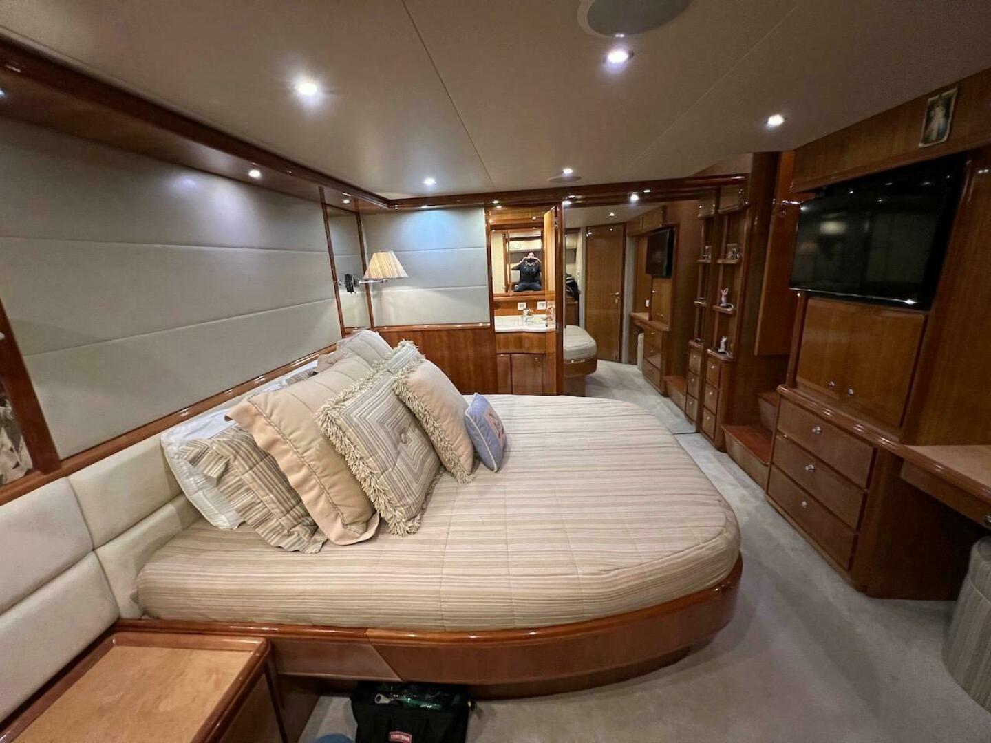 2004 Bertram 67 - Image 40