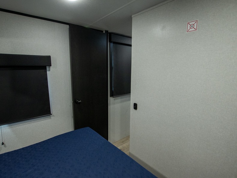 2026 Jayco Jay Feather 29QBH - Image 29