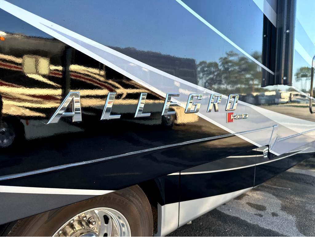 2018 TIFFIN ALLEGRO RED 37BA - Image 7