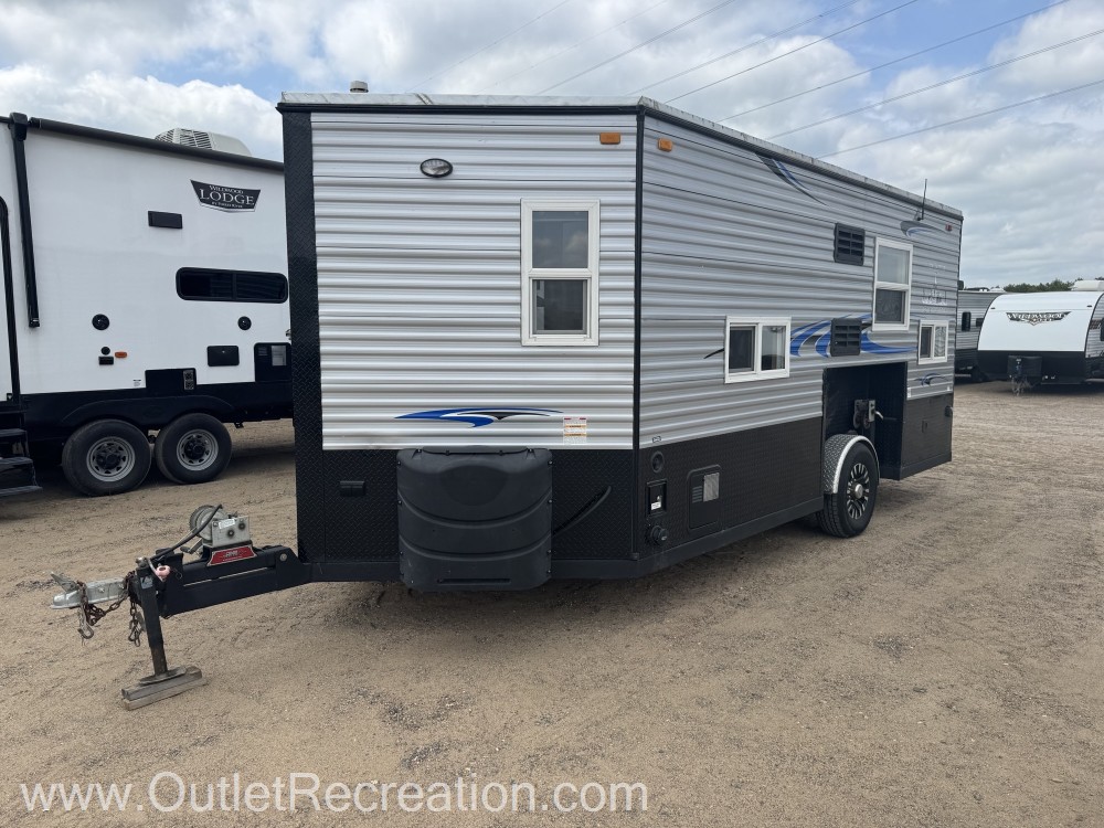 2020 ICE CASTLE RV EDITION 8X17 - Image 3