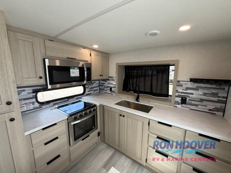2026 FOREST RIVER 37GALLEY - Image 6