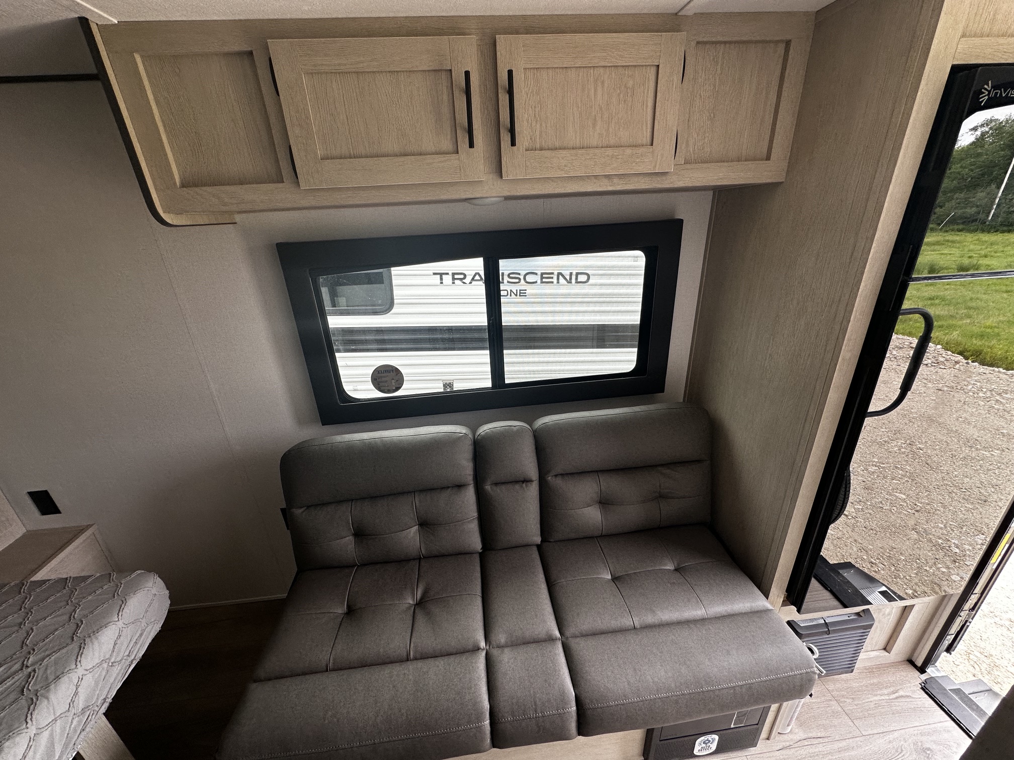 2026 Coachmen Shasta Compact 16RE - Image 9