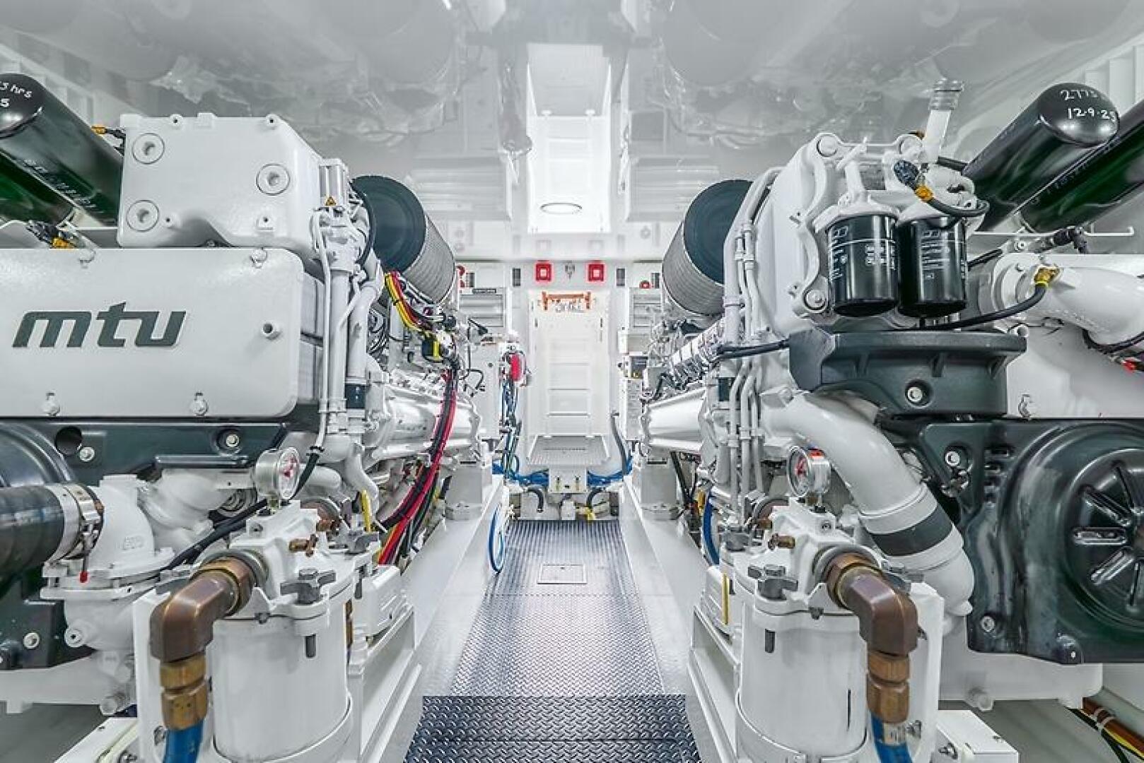 2019 Viking 68 Enclosed Bridge - Image 19